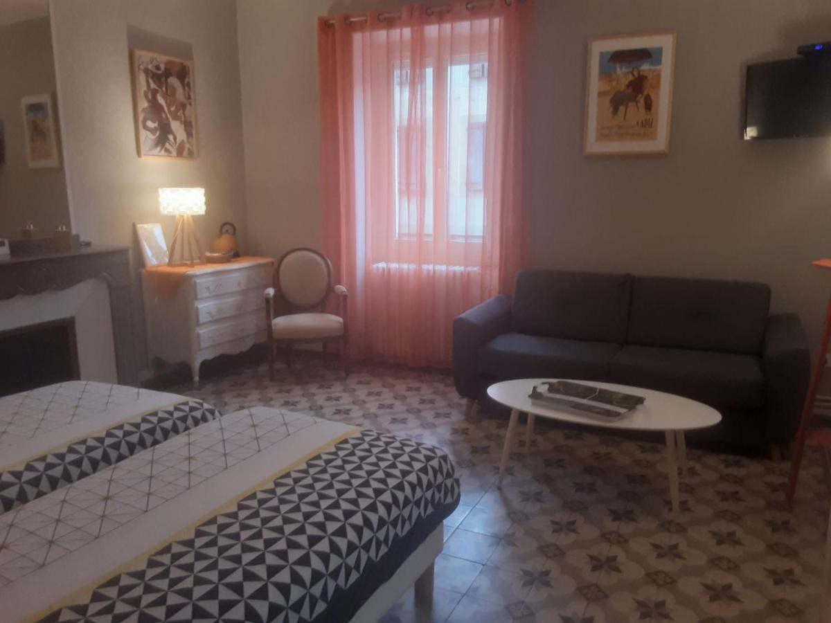 Casa Vasaluta Bed & Breakfast Laure-Minervois ภายนอก รูปภาพ